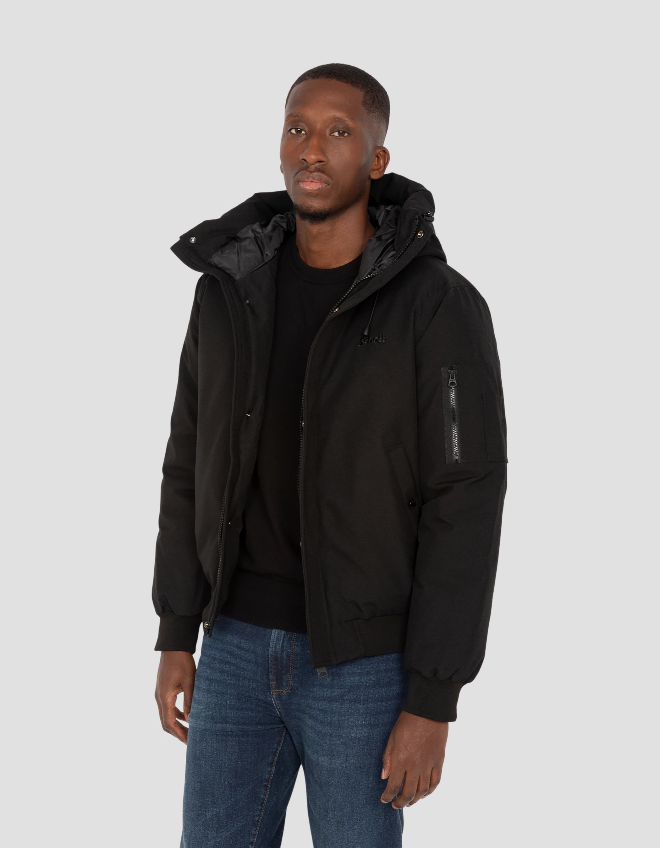 Chaqueta con capucha negra-4