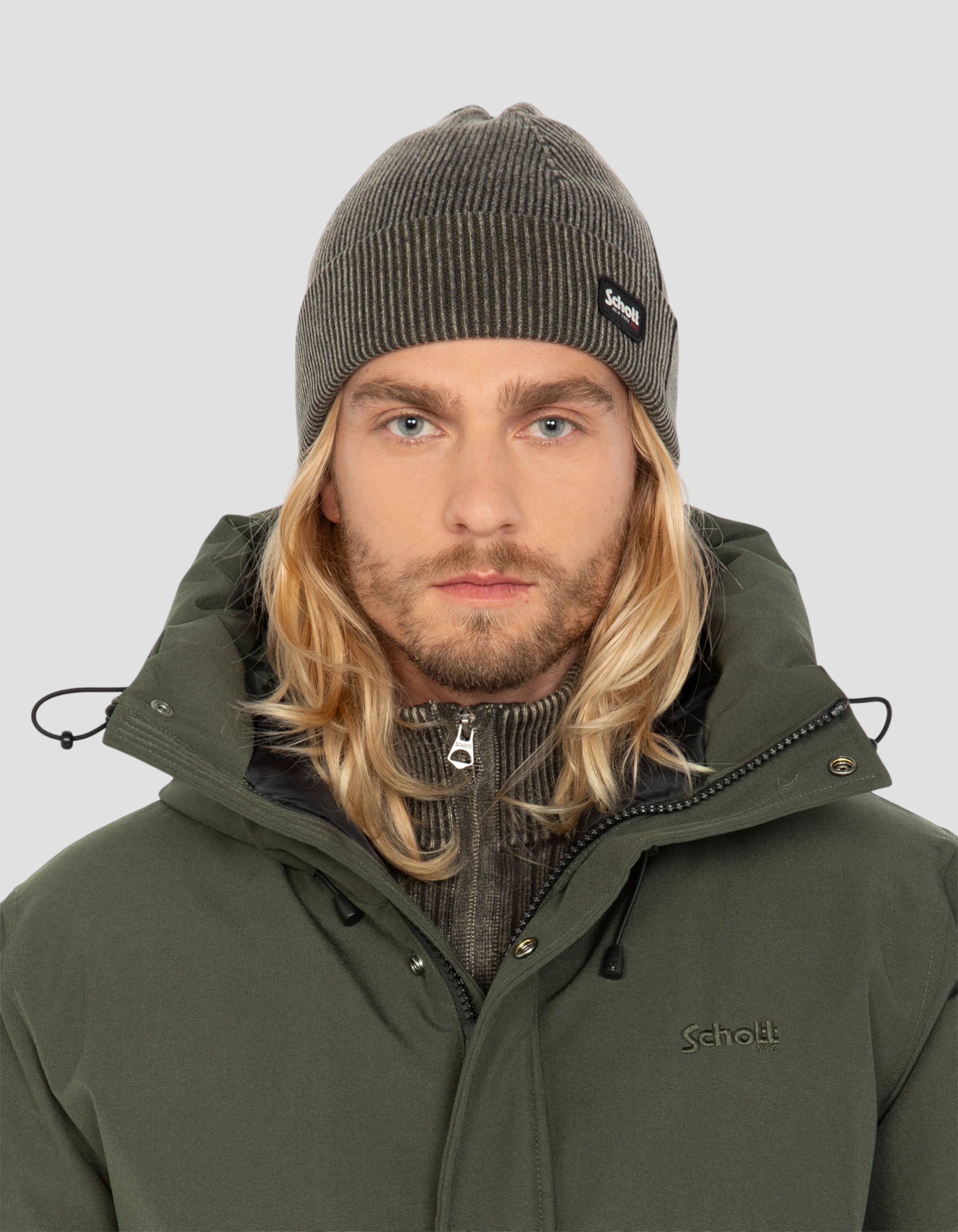 Chaqueta de color caqui con capucha-6